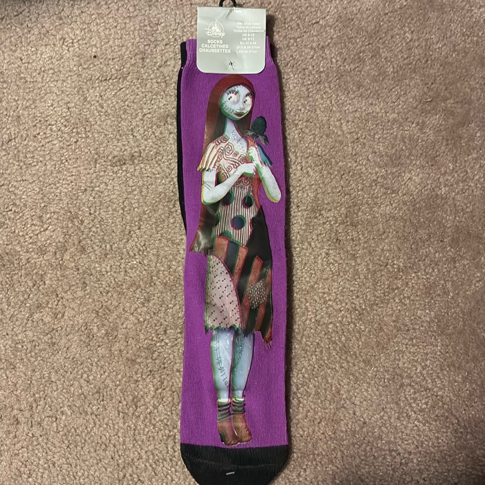 NEW DISNEY SOCKS NIGHTMARE BEFORE CHRISTMAS